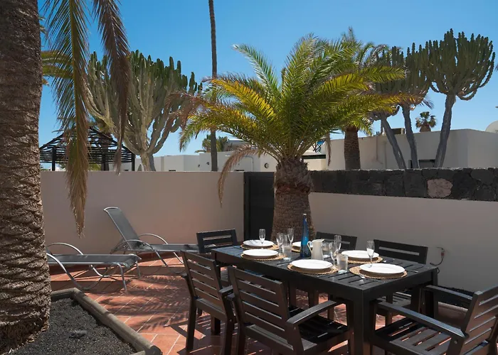 Holiday home Lanzahost Casa Sunny Seafront *